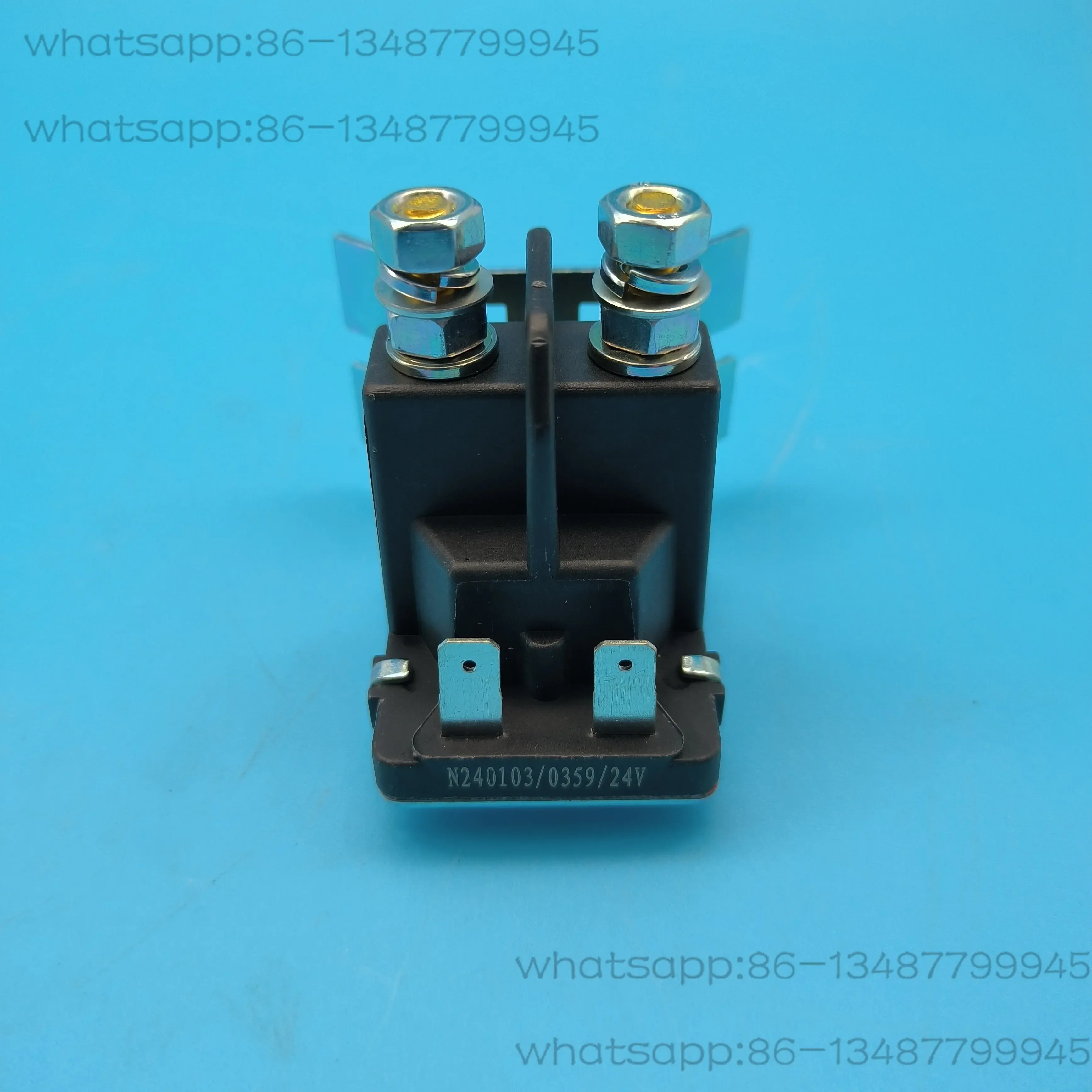Jianghuai Electric Forklift Relay YB100D1 Truck Accessories 24V Electric Forklift Contactor
Jianghuai Electric Forklift Relay YB100D1 Truck Accessories 24V Electric Forklift Contactor