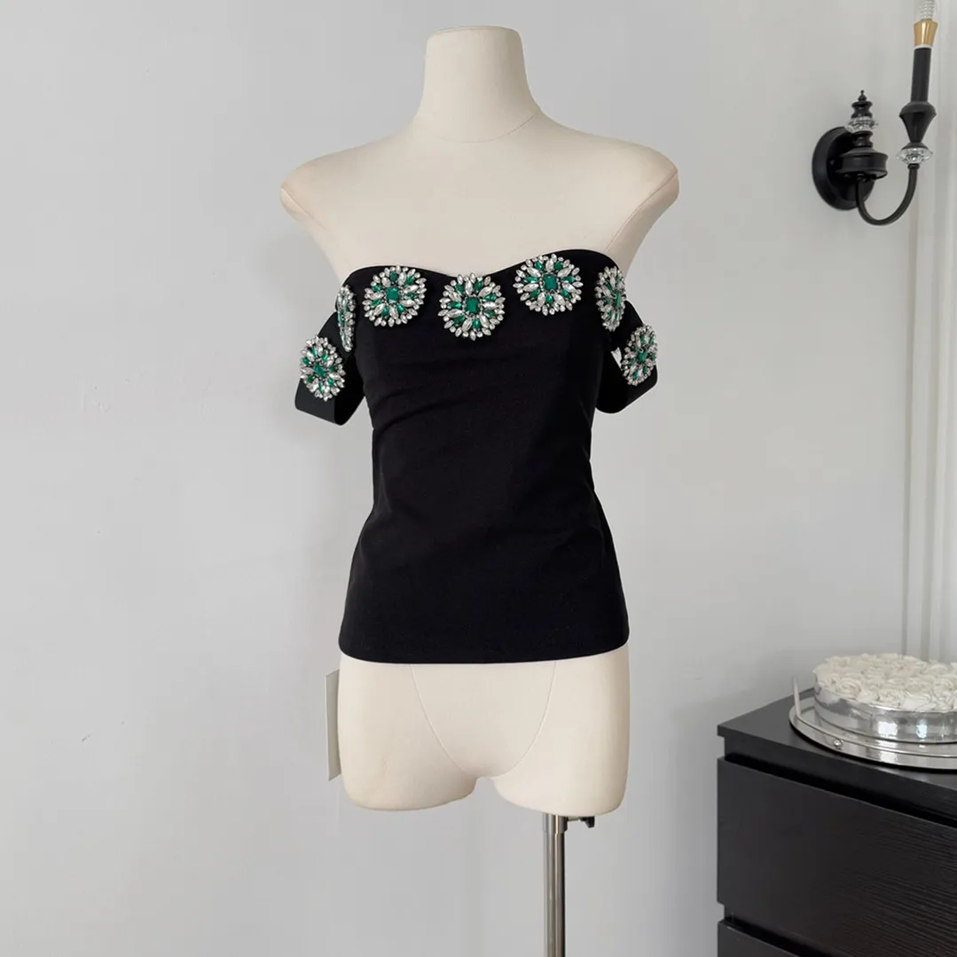 French Luxury Gemstone Studded Black Slim Sexy Off The Shoulder Blouse For Women Streetwear Fashion Cropped Tops
French Luxury Gemstone Studded Black Slim Sexy Off The Shoulder Blouse For Women Streetwear Fashion Cropped Tops