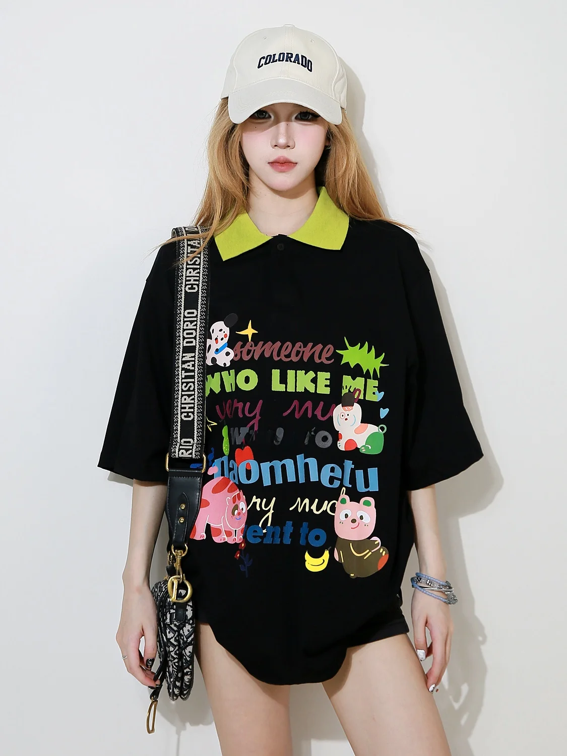 Летняя повседневная свободная хлопковая футболка для женщин с коротким рукавом, принтом и отложным воротником, модная летняя одежда из смеси хлопка и полиэстера
Летняя повседневная свободная хлопковая футболка для женщин с коротким рукавом, принтом и отложным воротником, модная летняя одежда из смеси хлопка и полиэстера