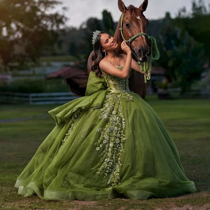 Customized Shiny green Off Shoulder Quinceanera Dress sequin applique Lace 3D flower Tull vestidos de 15 Quinceanera
Customized Shiny green Off Shoulder Quinceanera Dress sequin applique Lace 3D flower Tull vestidos de 15 Quinceanera 