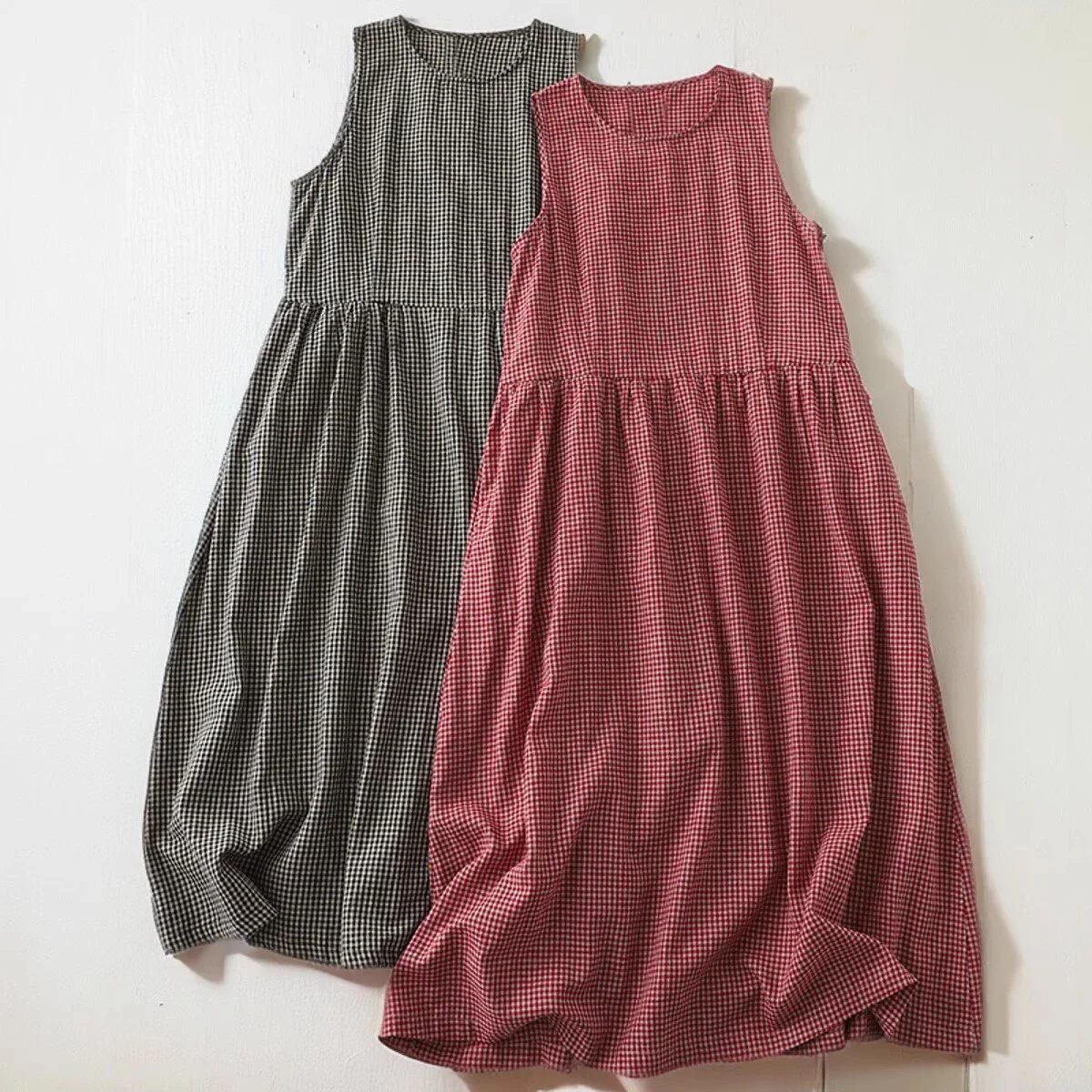 Pop Women Tank Dresses New Summer Literary Plaid Age-reduced Female Midi Dress Casual Loose Vintage Sleeveless Sundress
Pop Women Tank Dresses New Summer Literary Plaid Age-reduced Female Midi Dress Casual Loose Vintage Sleeveless Sundress
