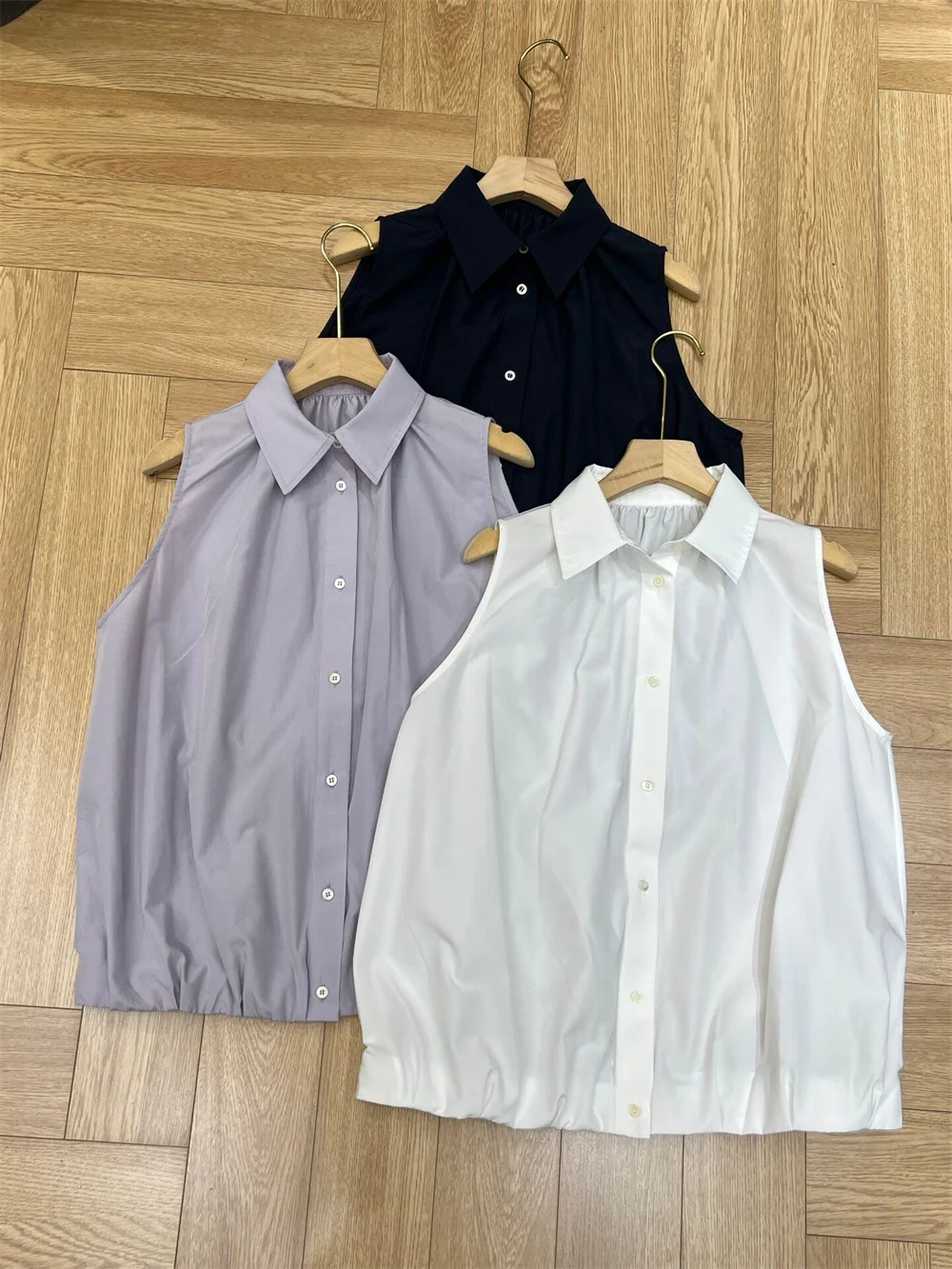 Women's Spring/Summer Casual Lapel Sleeveless Shirt Fashion Casual Top
Women's Spring/Summer Casual Lapel Sleeveless Shirt Fashion Casual Top