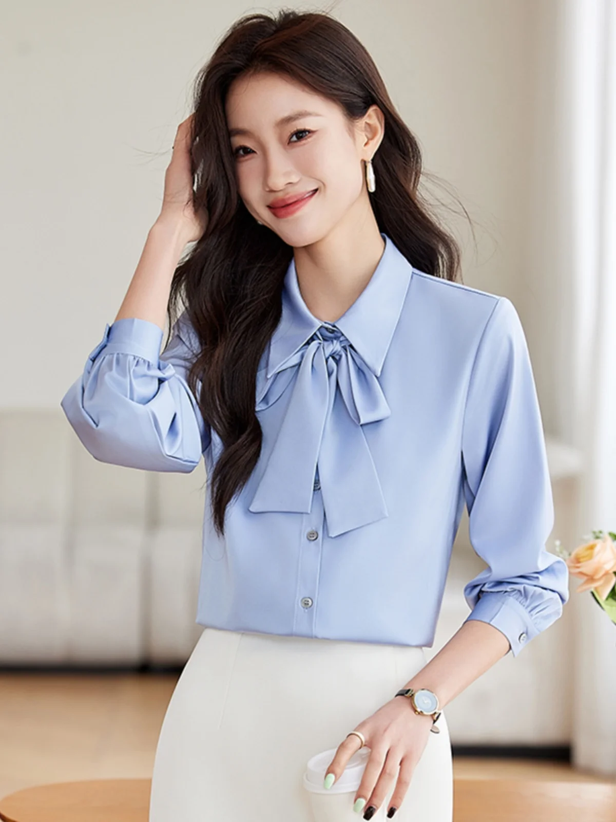 Elegant Korean Style Satin Shirt Women's Fashionable Tie Neck Single Button Career Shirt Commute Style Slim Fit Long Sleeve
Elegant Korean Style Satin Shirt Women's Fashionable Tie Neck Single Button Career Shirt Commute Style Slim Fit Long Sleeve
