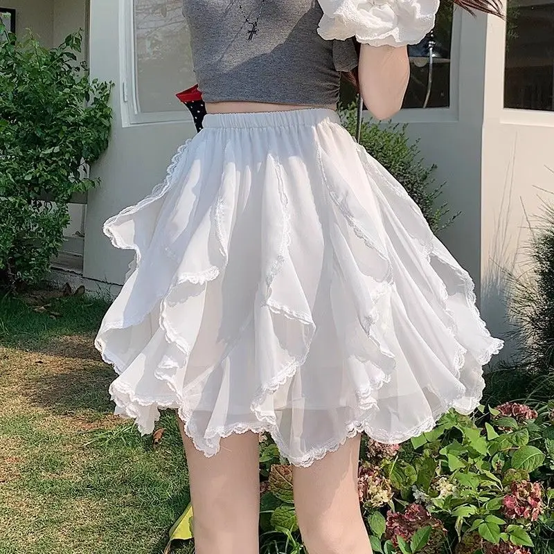 Sweet Lace Spliced Irregular Ruffles Skirts Female Clothing 2025 Summer New Loose Elastic High Waist Preppy Style Skirts
Sweet Lace Spliced Irregular Ruffles Skirts Female Clothing 2025 Summer New Loose Elastic High Waist Preppy Style Skirts