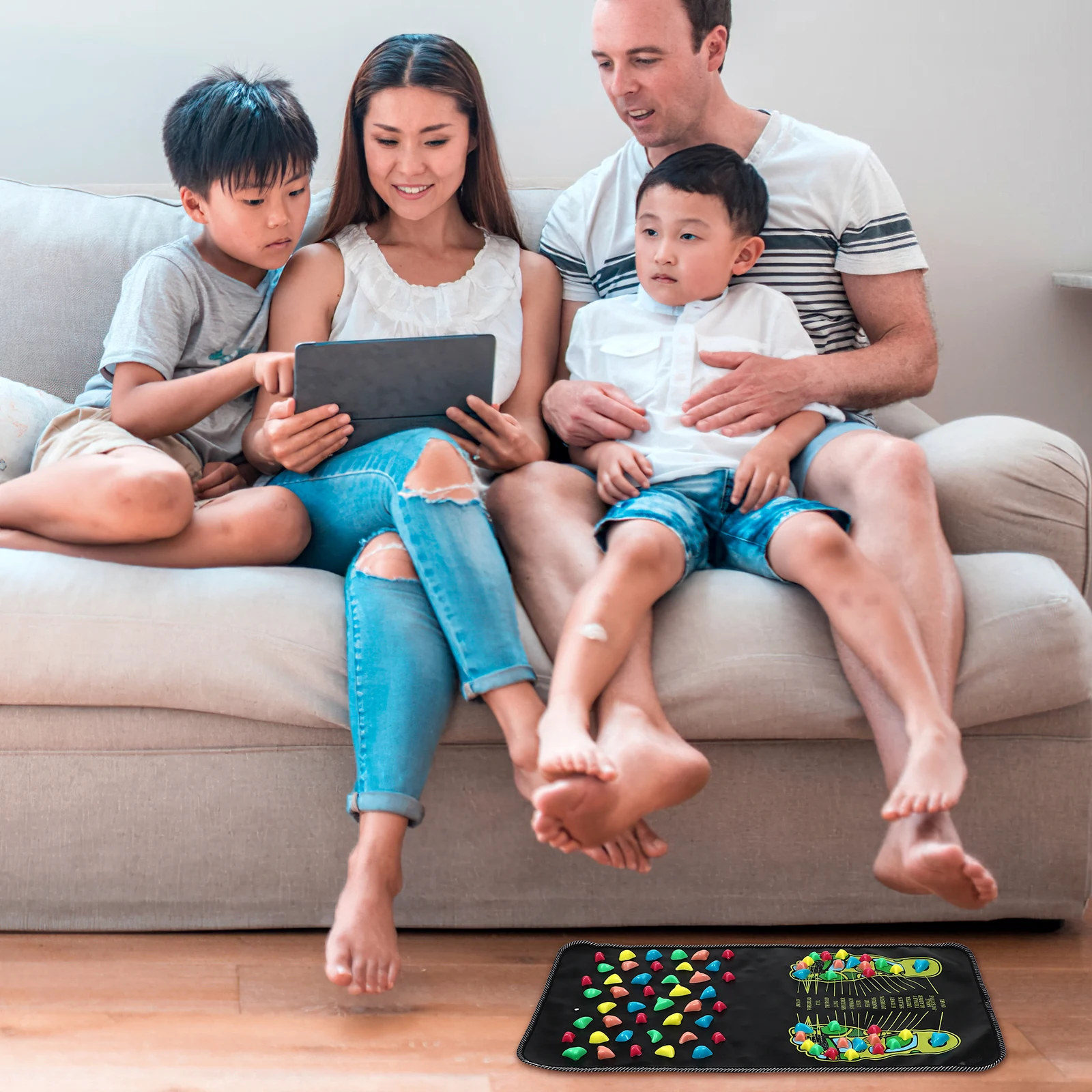 Foot Acupressure Massage Mat Stone Reflexology Pad Foot Sole Stimulator for Home Use Acupuncture Mat Stone Road Massage Board
Foot Acupressure Massage Mat Stone Reflexology Pad Foot Sole Stimulator for Home Use Acupuncture Mat Stone Road Massage Board