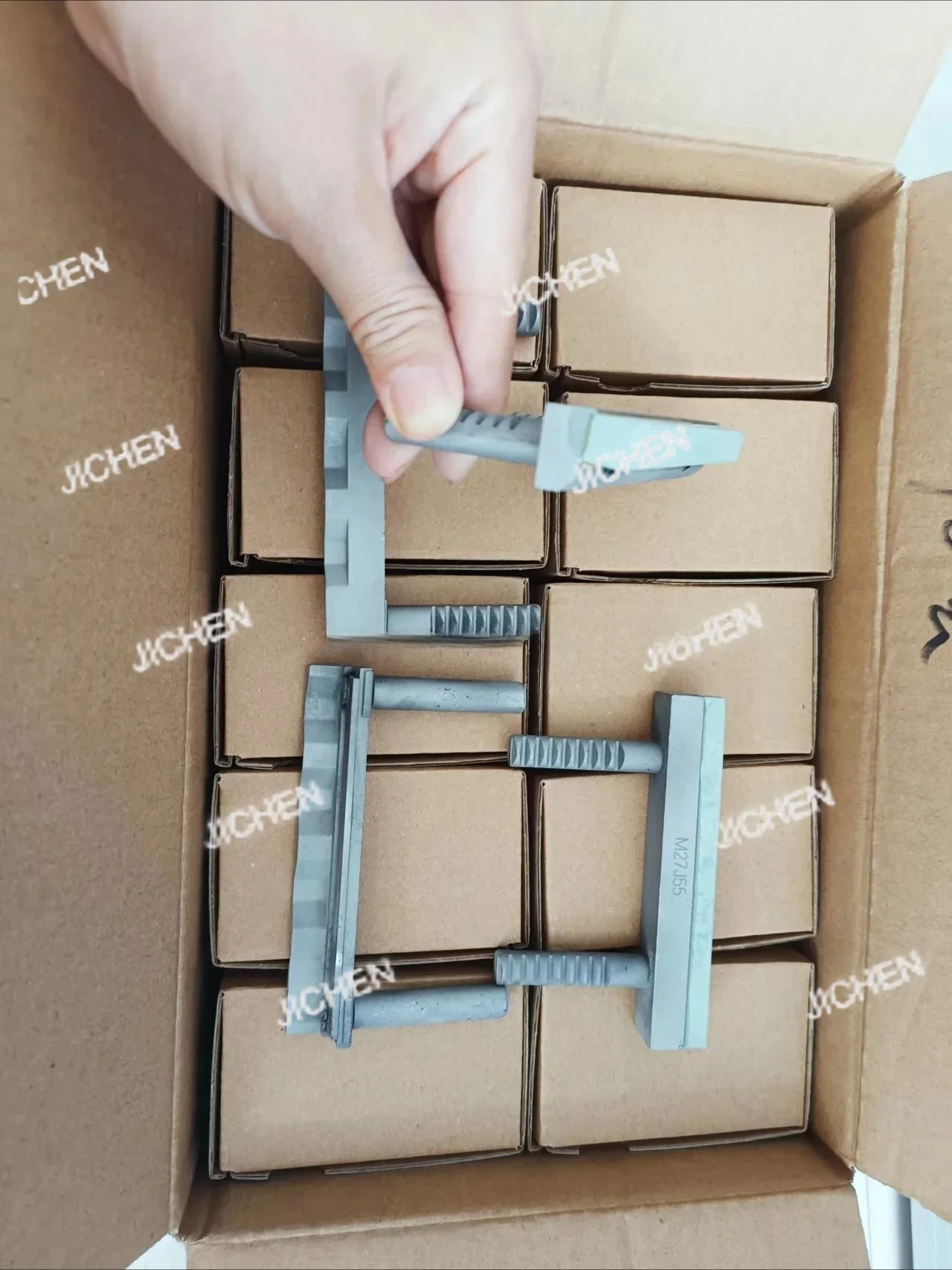 кремниевый хонинговый камень M27 M27J55 портативный хонин для отделки поверхности цилиндра
кремниевый хонинговый камень M27 M27J55 портативный хонин для отделки поверхности цилиндра