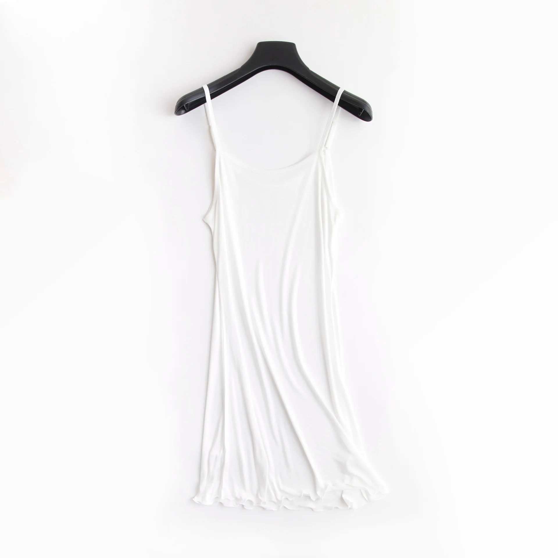 Sexy Women Knitted Nightdress Sleeveless Thin Shoulder Straps Nightgown Mulberry Silk Solid Color Round Neck Nightdress
Sexy Women Knitted Nightdress Sleeveless Thin Shoulder Straps Nightgown Mulberry Silk Solid Color Round Neck Nightdress
