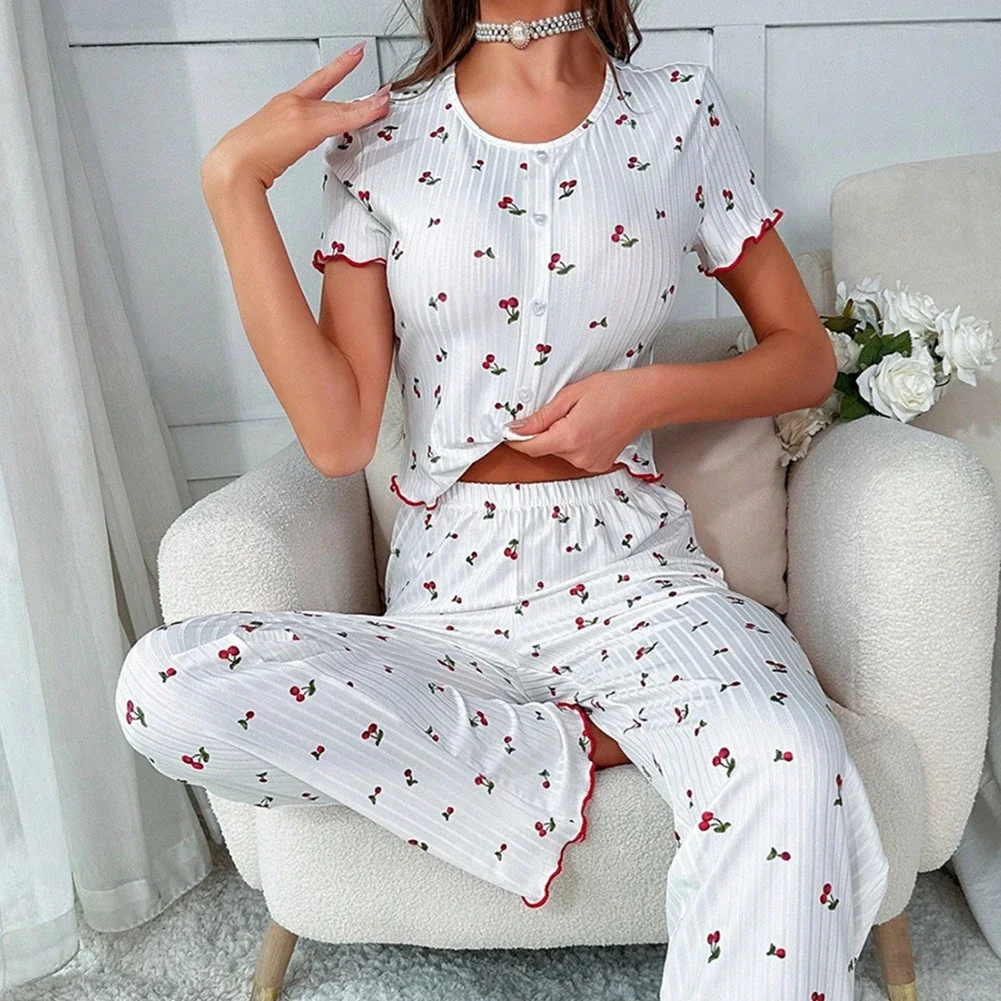 Womens Short-sleeved Printed Pajamas Fashion Loose Home Wear Set Casuals Top And Shorts Sets Loungewear
Womens Short-sleeved Printed Pajamas Fashion Loose Home Wear Set Casuals Top And Shorts Sets Loungewear