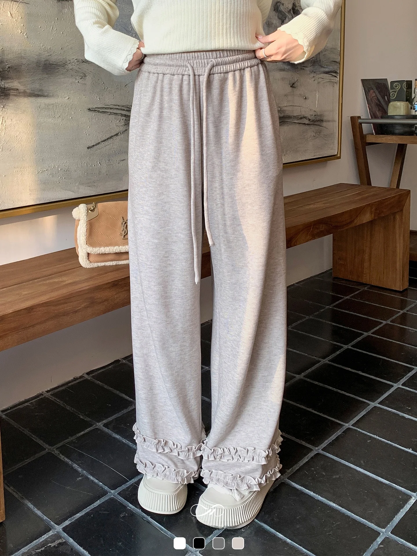 Женские брюки Maixi больших размеров: свободные, широкие, с высокой талией, прямого кроя, мягкие, струящиеся, повседневные
Женские брюки Maixi больших размеров: свободные, широкие, с высокой талией, прямого кроя, мягкие, струящиеся, повседневные