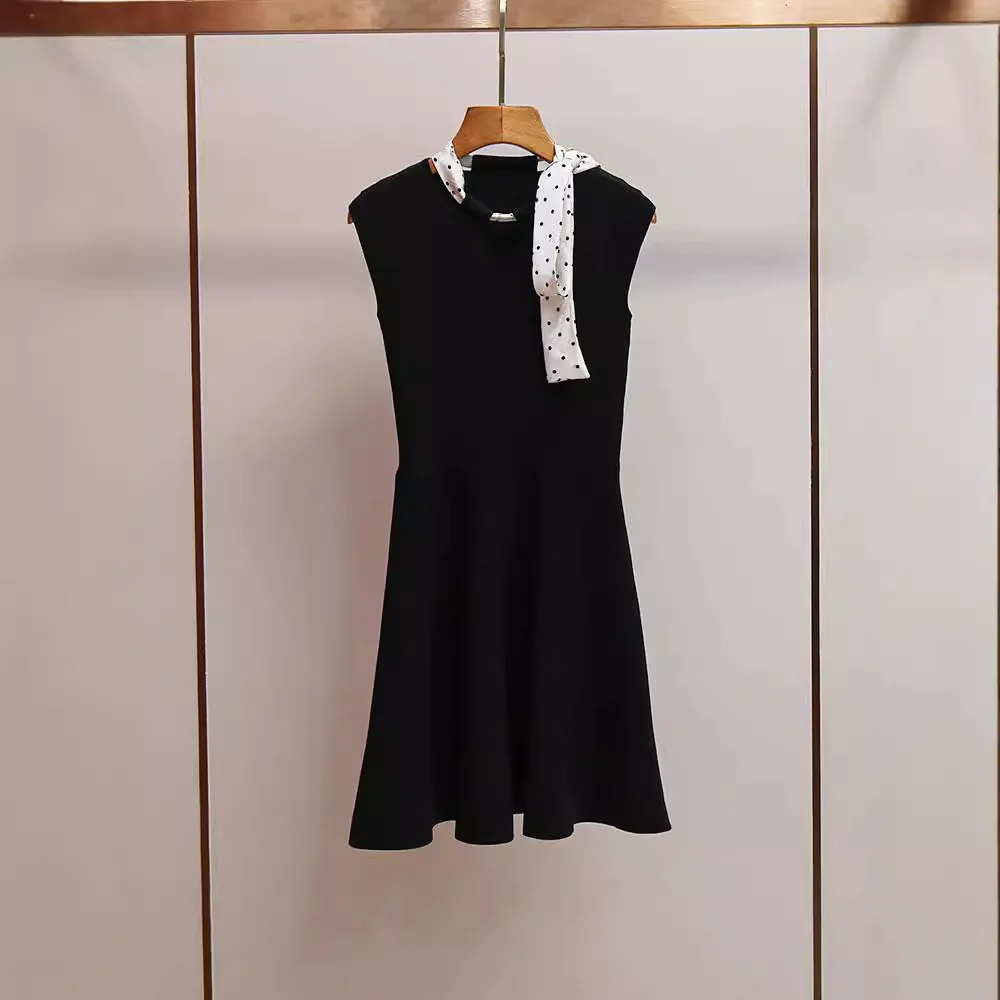 Элегантное женское летнее трикотажное платье MaSande с завязками, высокой талией и А-образной юбкой, без рукавов, для повседневной носки
Элегантное женское летнее трикотажное платье MaSande с завязками, высокой талией и А-образной юбкой, без рукавов, для повседневной носки