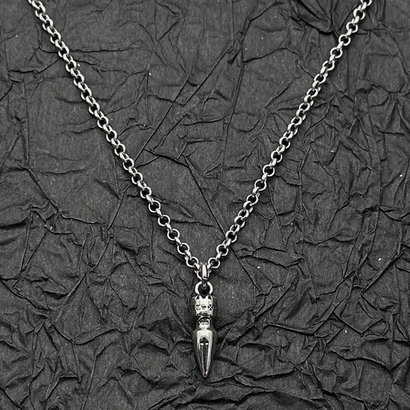 S925 sterling silver retro old small bullet pendant necklace European and American men and women niche
S925 sterling silver retro old small bullet pendant necklace European and American men and women niche