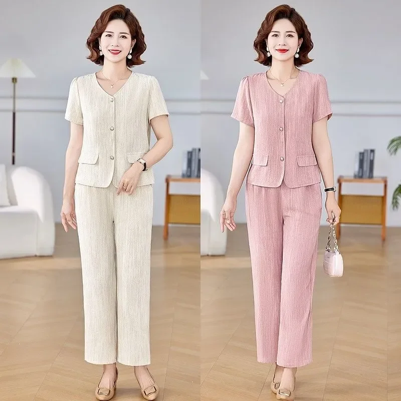 Women's Summer 2 Piece Set Short Sleeve V Neck Top and Wide Leg Pants for Middle Aged
Women's Summer 2 Piece Set Short Sleeve V Neck Top and Wide Leg Pants for Middle Aged