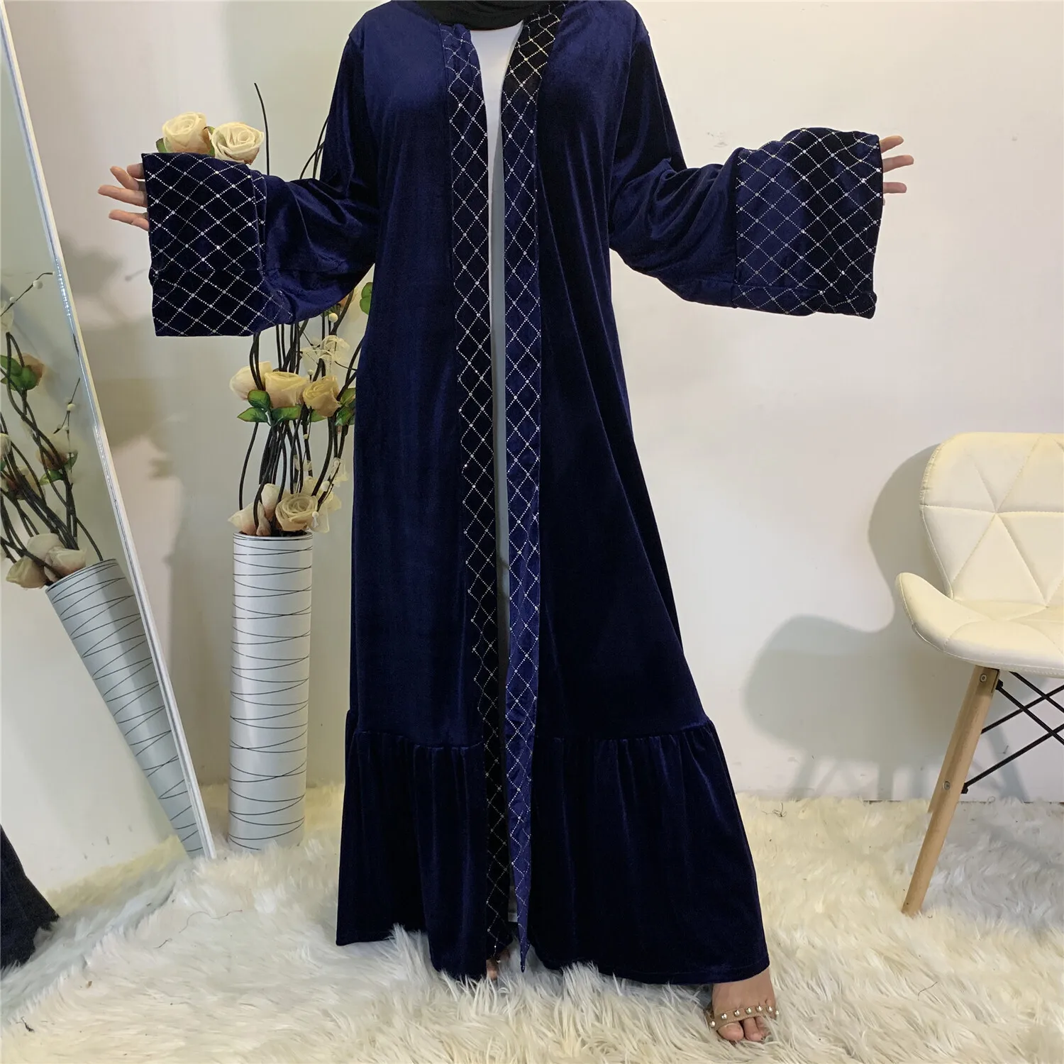 kimono autumn and winter New fashion abaya golden velvet gilded Muslim cardigan robe 1857
kimono autumn and winter New fashion abaya golden velvet gilded Muslim cardigan robe 1857