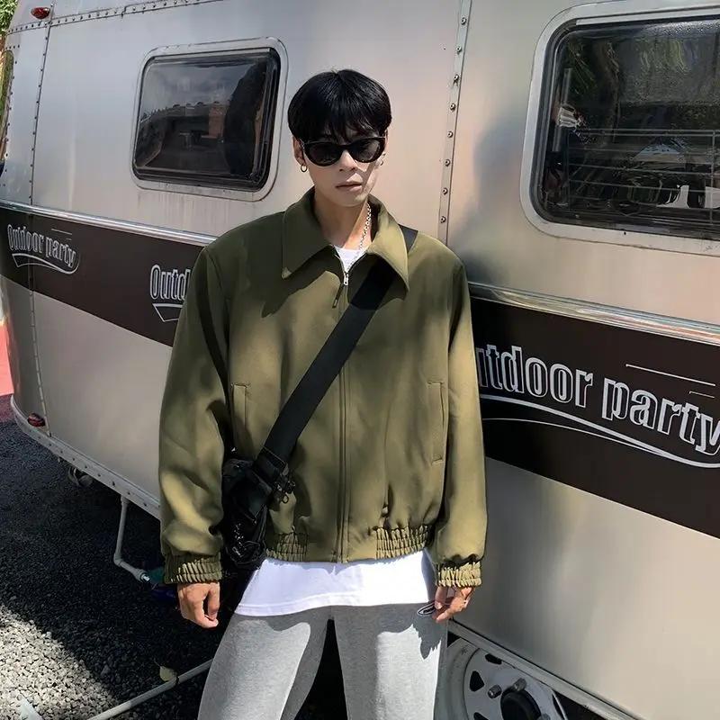 Turn Down Collar Short Jacket Men Wide Shoulder Coat Bomber Baseball Motor Biker Jacket Senior Design Handsome Ins Oversize Tops
Turn Down Collar Short Jacket Men Wide Shoulder Coat Bomber Baseball Motor Biker Jacket Senior Design Handsome Ins Oversize Tops
