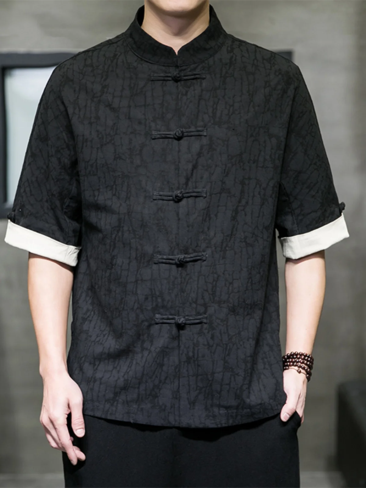 Linen Cotton Shirt Men's Short Sleeve Vintage Button Embroidered Tang Costume Summer Thin New Chinese Style Loose Fit Shirt
Linen Cotton Shirt Men's Short Sleeve Vintage Button Embroidered Tang Costume Summer Thin New Chinese Style Loose Fit Shirt