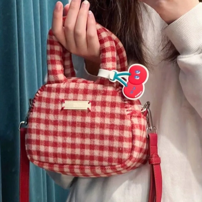 JIAERDI Sweet Cute Retro Red Handbag Women Plaid Wool Small Capacity Shoulder Bags Ladies Christmas Crossbody Bags Chic 2025
JIAERDI Sweet Cute Retro Red Handbag Women Plaid Wool Small Capacity Shoulder Bags Ladies Christmas Crossbody Bags Chic 2025