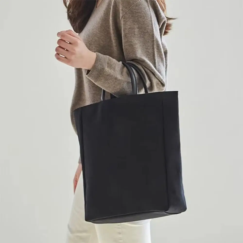 Simple Solid Color Canvas Tote Bag Multifunctional Large Capacity Women Handbag Commuting Zipper Student Schoolbag Daily Use
Simple Solid Color Canvas Tote Bag Multifunctional Large Capacity Women Handbag Commuting Zipper Student Schoolbag Daily Use