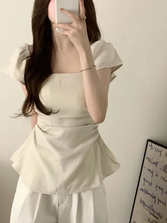 Korean Sle Slim Fit irt Women's Faionable Sli Design Summer New Arrival Square Collar Bubble Sve Regular Length
Korean Sle Slim Fit irt Women's Faionable Sli Design Summer New Arrival Square Collar Bubble Sve Regular Length