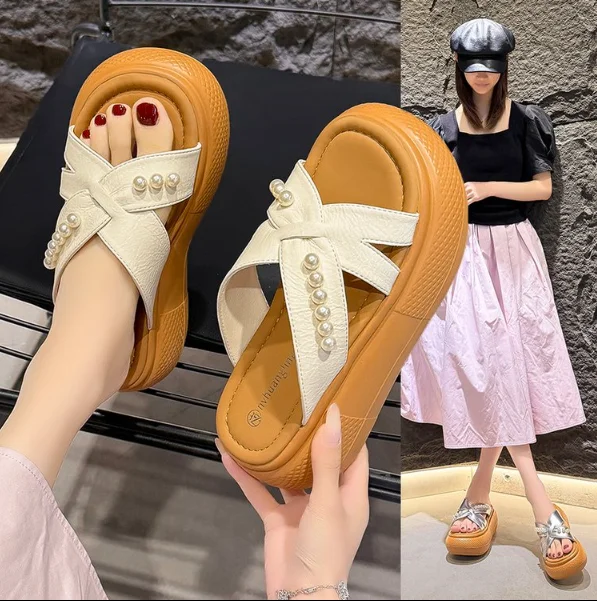 Women's Summer Outdoor Slippers 2026 New Versatile and Fashionable Bright Diamond Lazy Beach Shoes for Outdoor Cool Slippers
Women's Summer Outdoor Slippers 2026 New Versatile and Fashionable Bright Diamond Lazy Beach Shoes for Outdoor Cool Slippers