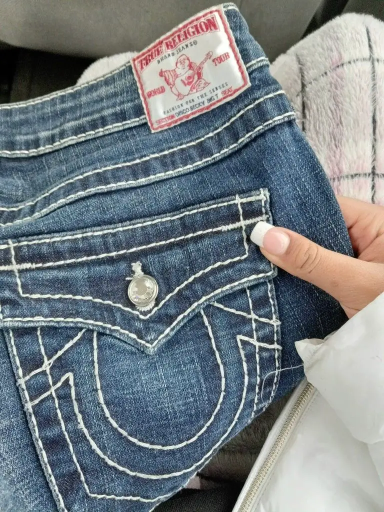 High Street Vintage Buddha Embroidered Jeans Casual Straight Wide Leg Jeans Harajuku 2000s Ootd Y2k Denim Pants Women Clothing
High Street Vintage Buddha Embroidered Jeans Casual Straight Wide Leg Jeans Harajuku 2000s Ootd Y2k Denim Pants Women Clothing