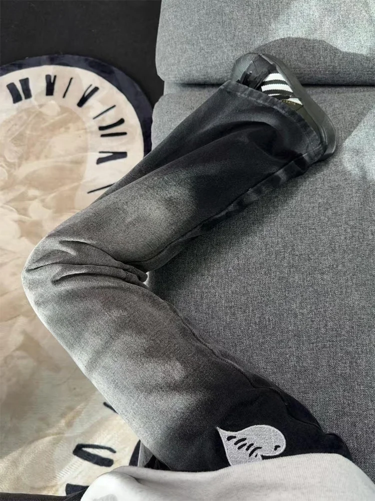 Bla adient Embroidered Men's Jeans Low Waist hine Embroidery Straight Leg Micro Flared Pants Casual Winter Faion
Bla adient Embroidered Men's Jeans Low Waist hine Embroidery Straight Leg Micro Flared Pants Casual Winter Faion