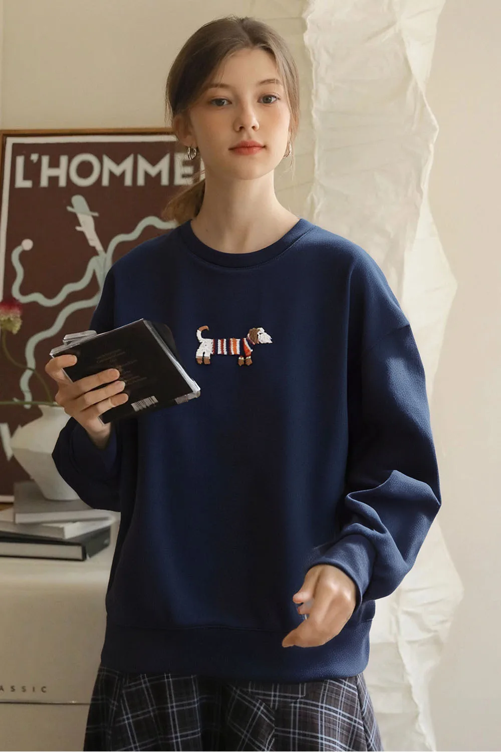 VIMLY Women Simple Dachshund Dog Print Hip Hop Sweatshirt 2025 Spring Embroidered Sweatshirt Office Lady Pullover Streetwear
VIMLY Women Simple Dachshund Dog Print Hip Hop Sweatshirt 2025 Spring Embroidered Sweatshirt Office Lady Pullover Streetwear