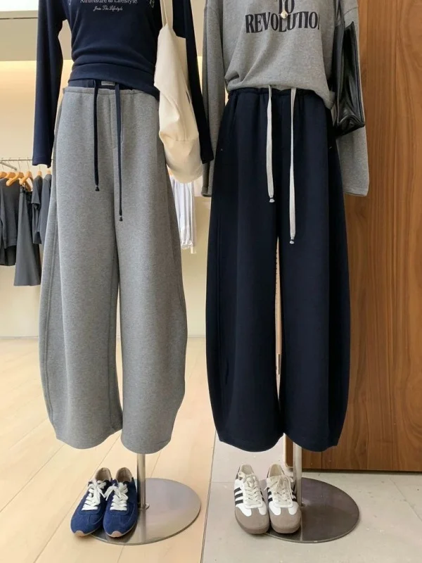 Широкие брюки унисекс большого размера с эластичным поясом, новые весенние повседневные брюки свободного кроя, прямые, с цветными вставками
Широкие брюки унисекс большого размера с эластичным поясом, новые весенние повседневные брюки свободного кроя, прямые, с цветными вставками