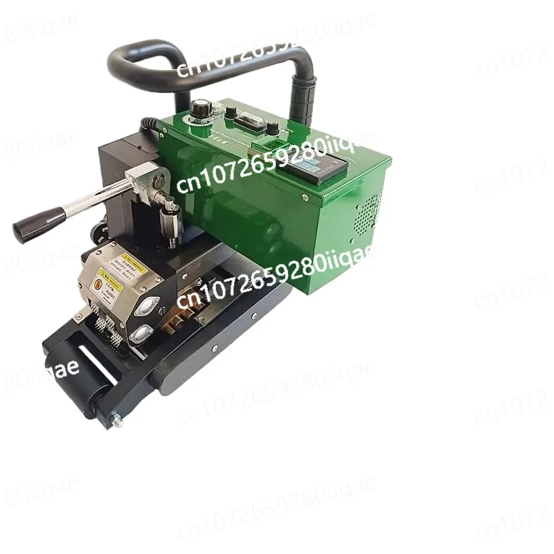900 type 2100W high power geomembrane welding machine HDPE anti-seepage film landfill thick film automatic welding machine
900 type 2100W high power geomembrane welding machine HDPE anti-seepage film landfill thick film automatic welding machine