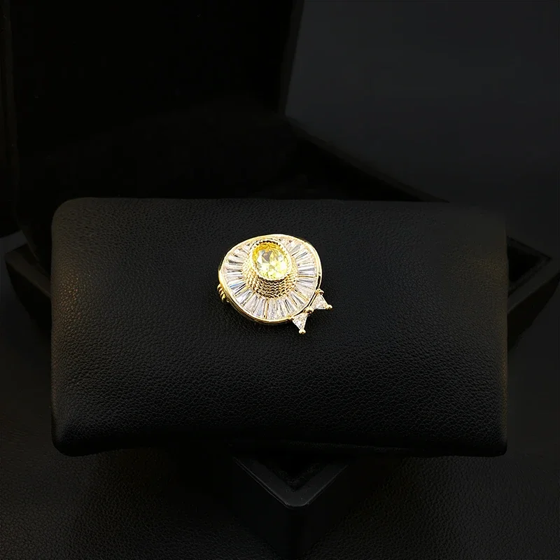 Small Hat Brooch High-End Women's Luxury Ornament Pin Fixed Decoration Anti-Exposure Buckle Fine Jewelry Girl Cartoon Gifts 5232
Small Hat Brooch High-End Women's Luxury Ornament Pin Fixed Decoration Anti-Exposure Buckle Fine Jewelry Girl Cartoon Gifts 5232