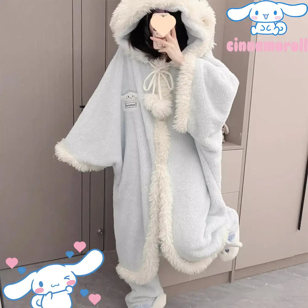 Зимняя женская плюшевая пижама Cinnamoroll, комплект халатов Sanrio, аниме, кавайная домашняя одежда с героями мультфильмов, длинная стильная утолщенная милая ночная рубашка для девочек
Зимняя женская плюшевая пижама Cinnamoroll, комплект халатов Sanrio, аниме, кавайная домашняя одежда с героями мультфильмов, длинная стильная утолщенная милая ночная рубашка для девочек