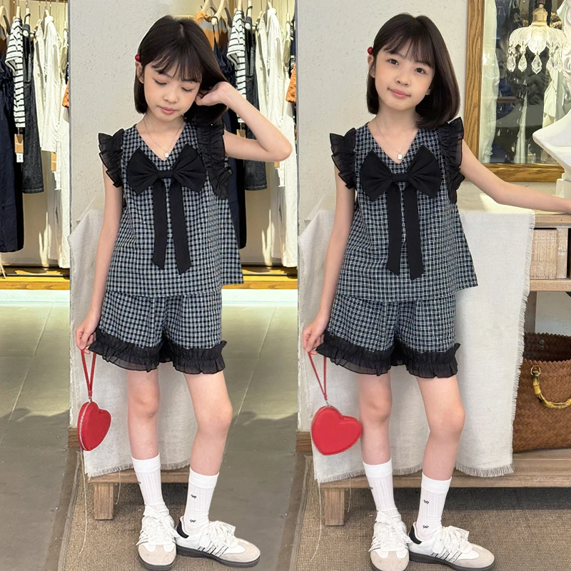 Little Kids Summer Clothes Sets Children Ruffles Sleeveless Tank Tops with Big Bow + Plaid Print Shorts Two-piece Set
Little Kids Summer Clothes Sets Children Ruffles Sleeveless Tank Tops with Big Bow + Plaid Print Shorts Two-piece Set