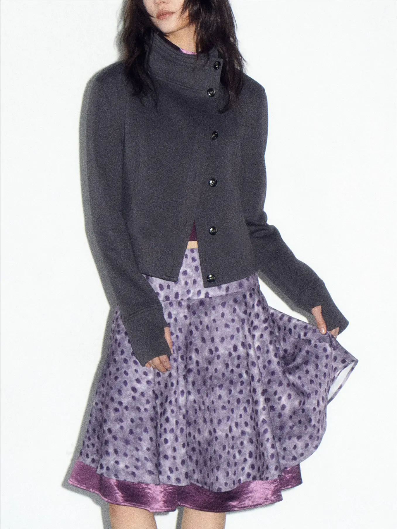 2026 New Double-layer Satin Stitching Retro Fuzzy Polka Dot Purple Skirt
2026 New Double-layer Satin Stitching Retro Fuzzy Polka Dot Purple Skirt