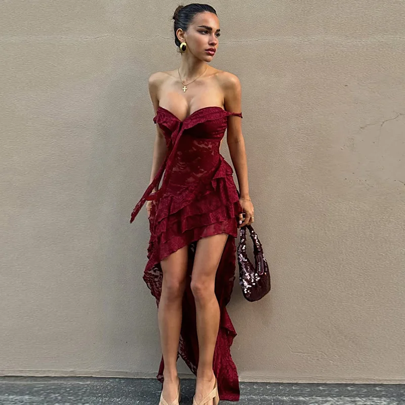 Summer new style lace sexy fitted strapless sheer see-through irregular plunging dress
Summer new style lace sexy fitted strapless sheer see-through irregular plunging dress