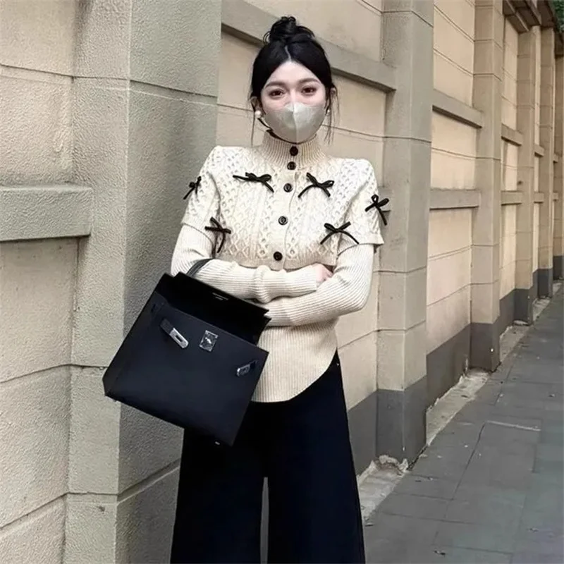 2026 Winter Women New Gentle And Fashionable Two-piece Knitted Sweater Top Sweater Korean Lazy Style New Year's Battle Suit
2026 Winter Women New Gentle And Fashionable Two-piece Knitted Sweater Top Sweater Korean Lazy Style New Year's Battle Suit