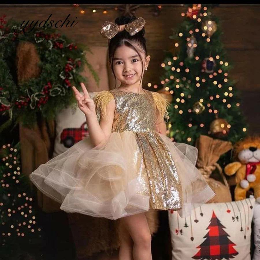 Gold Sequins Feathers Flower Girl Dresses for Wedding Pageant Big Bow Tea-Length Ball Gown Tulle Elegant Beach Party Short Dress
Gold Sequins Feathers Flower Girl Dresses for Wedding Pageant Big Bow Tea-Length Ball Gown Tulle Elegant Beach Party Short Dress