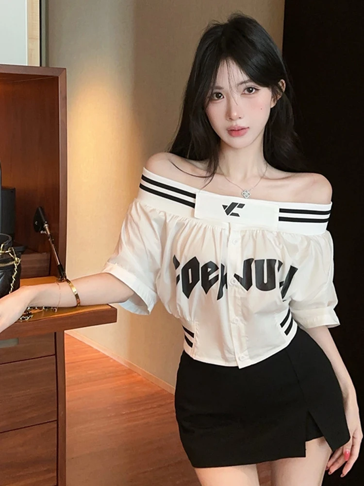 Sexy Girl Design Sensation Age Reduction Color Collision One Shoulder Sexy Shoulder Exposure Print Short Sleeve Shirt
Sexy Girl Design Sensation Age Reduction Color Collision One Shoulder Sexy Shoulder Exposure Print Short Sleeve Shirt