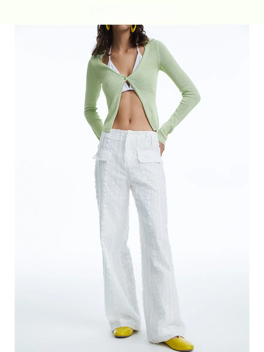 Летние повседневные брюки Feu Doux со средней посадкой, с текстурой и милым растительным узором, из тонкой полиэстеровой ткани, женские джинсы, лето 2024
Летние повседневные брюки Feu Doux со средней посадкой, с текстурой и милым растительным узором, из тонкой полиэстеровой ткани, женские джинсы, лето 2024