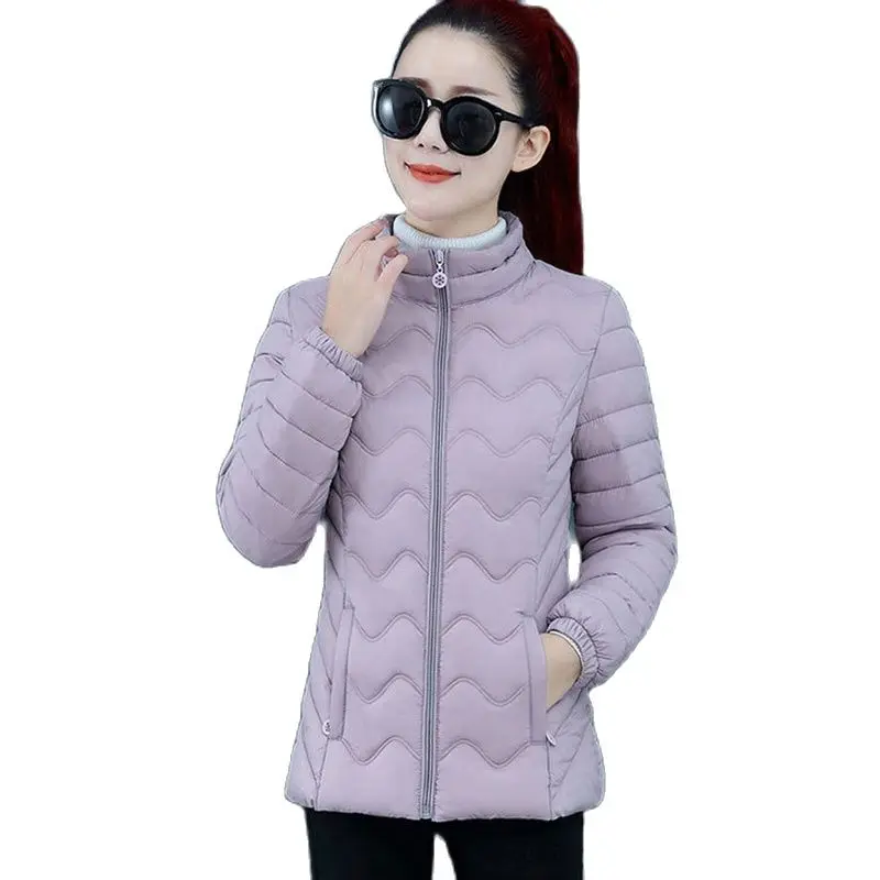 Lightweight Padded Women's Short Slim Fit Warm Stand-up CollarCottoncoat Winter New Western Style Versatile Loose Women'
Lightweight Padded Women's Short Slim Fit Warm Stand-up CollarCottoncoat Winter New Western Style Versatile Loose Women'