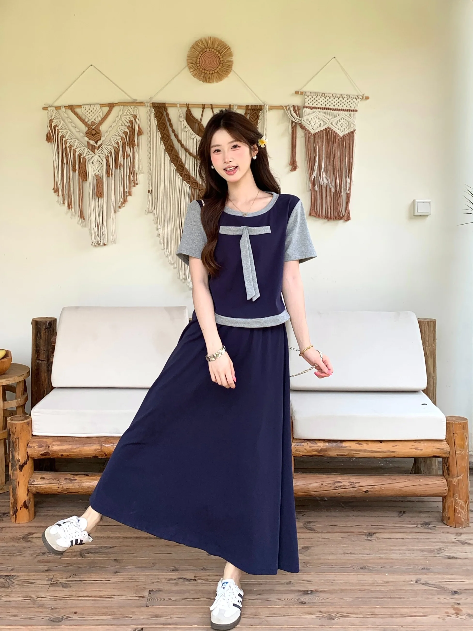 plus Size Women's Casual High Waist Short Sleeve T-Shirt Knot Summer New Style College Style Color Block Set
plus Size Women's Casual High Waist Short Sleeve T-Shirt Knot Summer New Style College Style Color Block Set