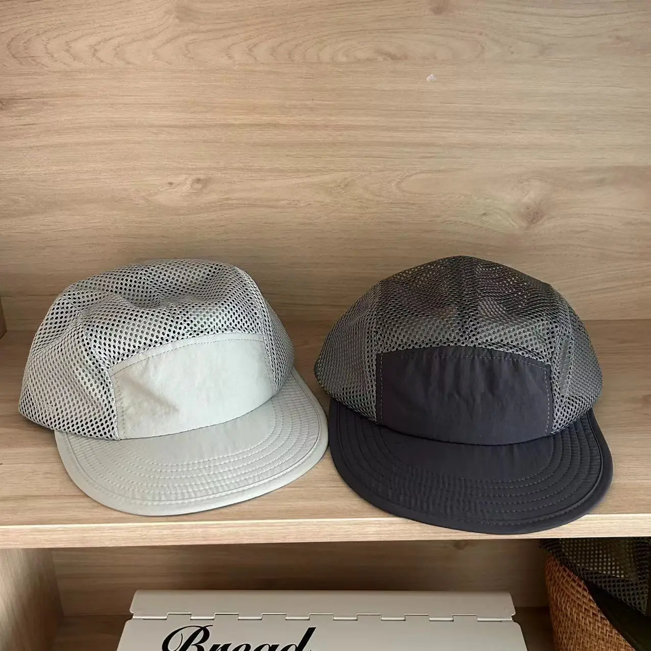 Retro Half Mesh Breathable Flat Brim Baseball Cap Men's Business Shirt Quick-Drying Cap Female Summer
Retro Half Mesh Breathable Flat Brim Baseball Cap Men's Business Shirt Quick-Drying Cap Female Summer