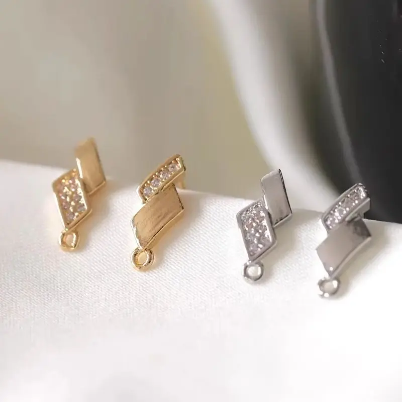 2PCS 14K Gold Color Exquisite Brushed Asymmetrical Rhombus Splicing Stud Earrings, Earclips DIY Handmade Charm Accessories
2PCS 14K Gold Color Exquisite Brushed Asymmetrical Rhombus Splicing Stud Earrings, Earclips DIY Handmade Charm Accessories