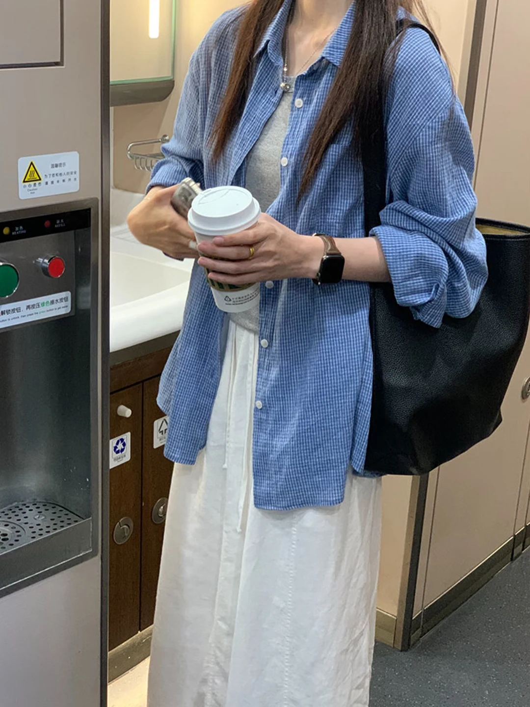 Loose Fit Blue Plaid Women's Shirt Summer Thin Sun Protection Casual Top Korean Style Long Sleeve Button down Cardigan
Loose Fit Blue Plaid Women's Shirt Summer Thin Sun Protection Casual Top Korean Style Long Sleeve Button down Cardigan