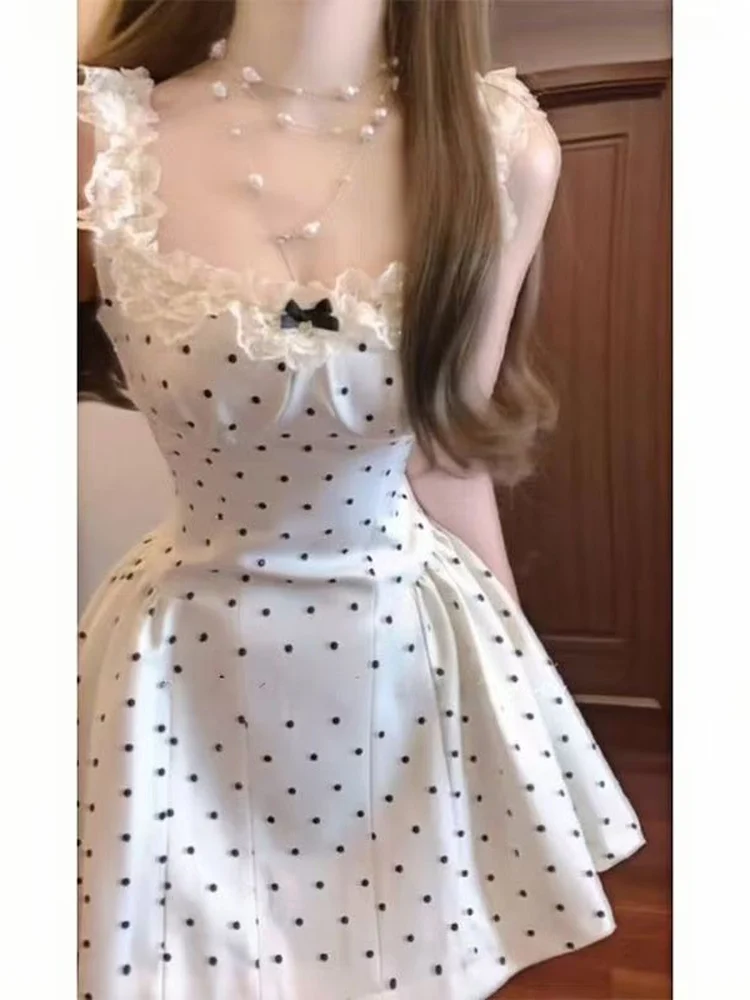White Polka Dot Strap Dress Women's Summer 2026 New Small Size Beach Vacation Waist Cinch Short Skirt Sweet Style High Waist
White Polka Dot Strap Dress Women's Summer 2026 New Small Size Beach Vacation Waist Cinch Short Skirt Sweet Style High Waist