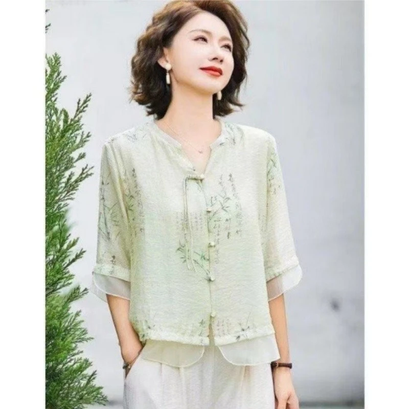 Summer Women's Chinese Style New Splicing O-Neck Button Printed Lace Fashion Elegant Casual Half Sleeve Blouses Shirts
Summer Women's Chinese Style New Splicing O-Neck Button Printed Lace Fashion Elegant Casual Half Sleeve Blouses Shirts
