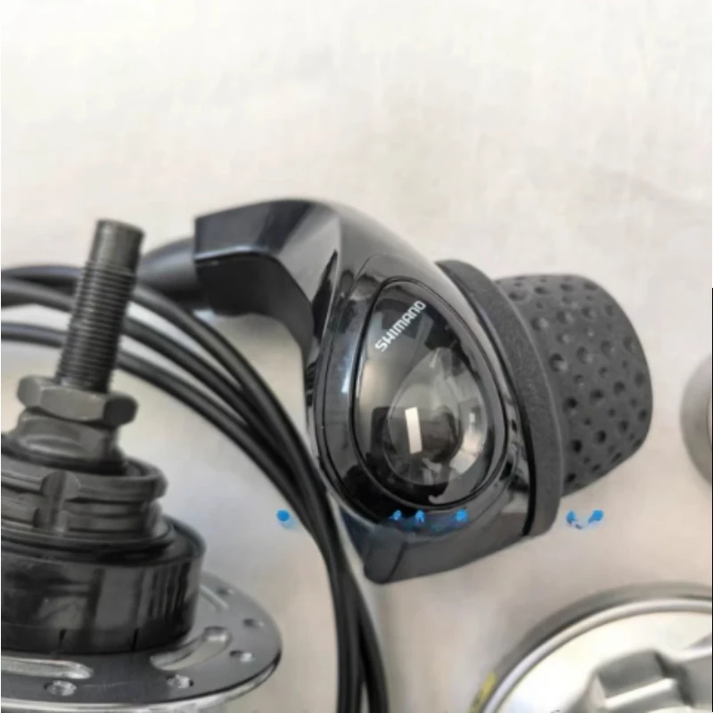 With 3S41 Suitable for Shimano Internal 3-speed Hub Gear SG-3R40 Rear Axle 36/28 Hole Roller Brake 36 Holes
With 3S41 Suitable for Shimano Internal 3-speed Hub Gear SG-3R40 Rear Axle 36/28 Hole Roller Brake 36 Holes