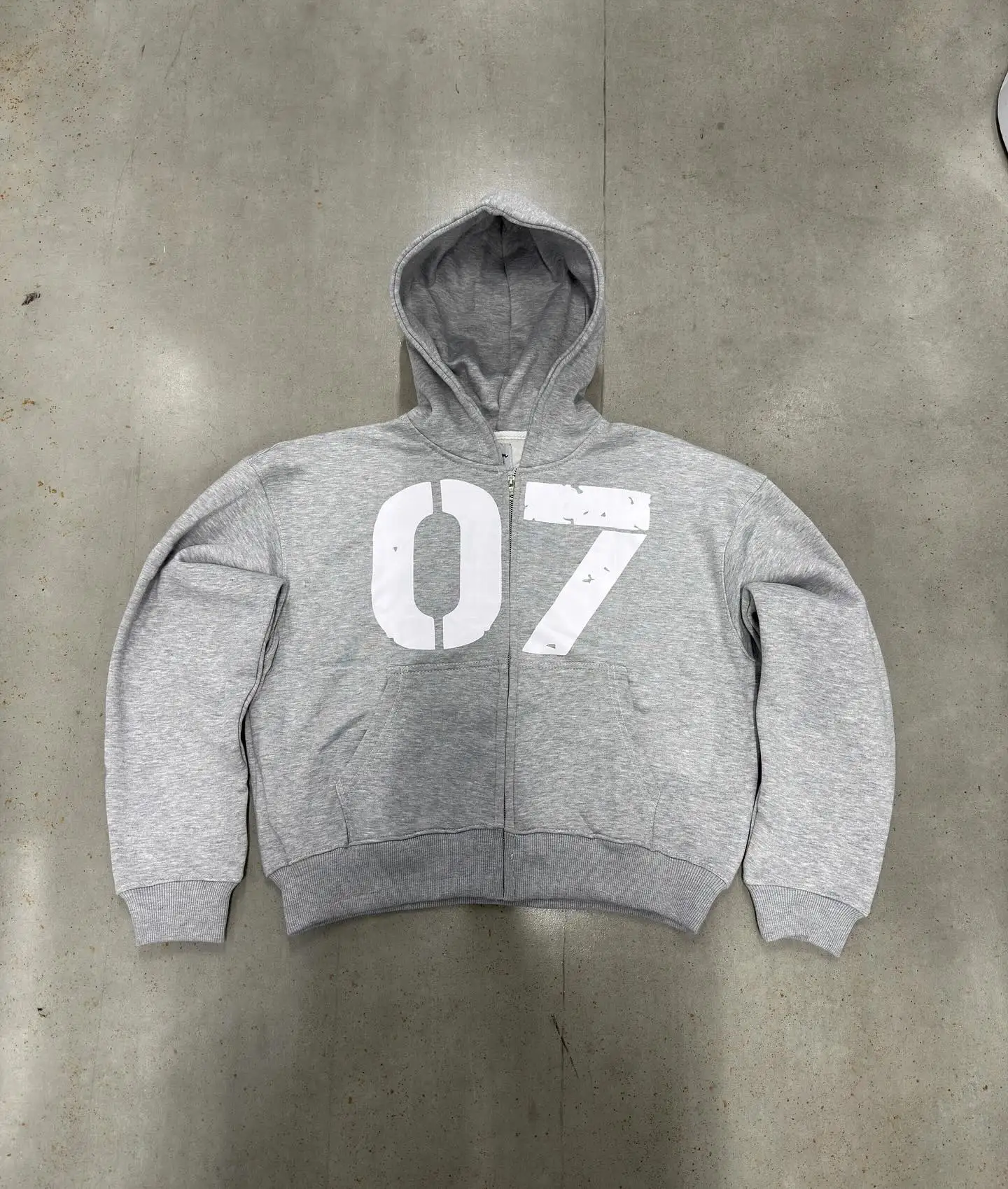 Harajuku big 07 print hoodie sportswear gothic sweatshirt oversized y2k tops couples streetwear zip up hoodie mens clothing
Harajuku big 07 print hoodie sportswear gothic sweatshirt oversized y2k tops couples streetwear zip up hoodie mens clothing