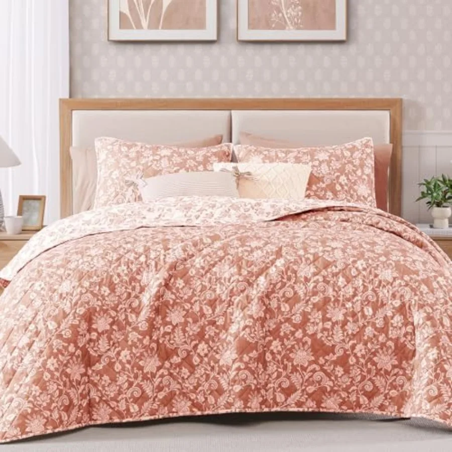 Quilt Set Size Floral Quilt Sets Reversible Bedspread Lightweight and Breathable for All Seasons Soft Quilted Bedspread with 2
Quilt Set Size Floral Quilt Sets Reversible Bedspread Lightweight and Breathable for All Seasons Soft Quilted Bedspread with 2