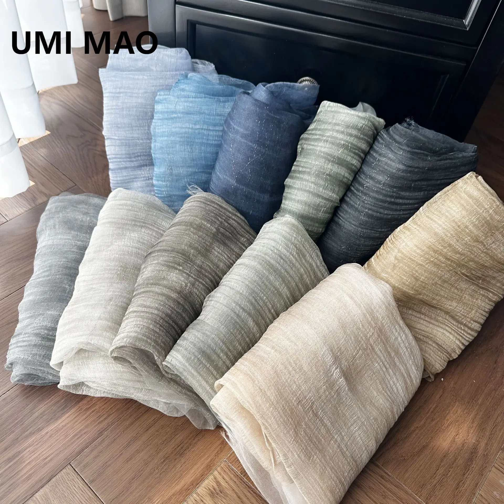 UMI MAO двухслойный тканый шарф с пятнами, женский стиль INS с украшениями из золотой нити, легкий марлевый шарф, декоративный
UMI MAO двухслойный тканый шарф с пятнами, женский стиль INS с украшениями из золотой нити, легкий марлевый шарф, декоративный