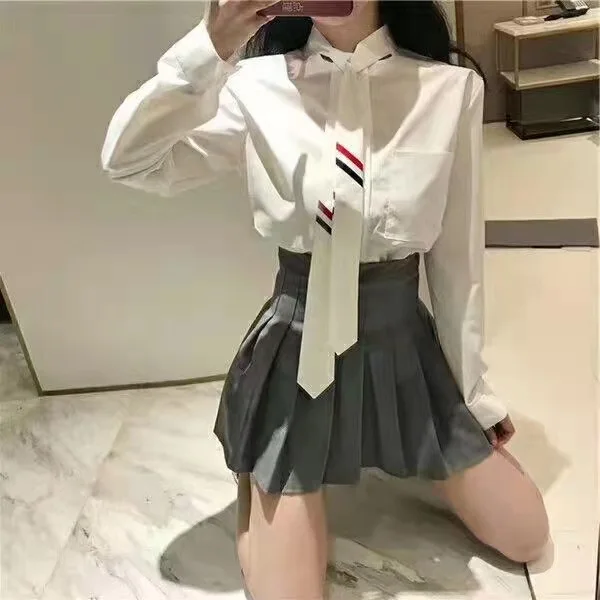 Women's Casual Long Sleeve Shirt Tie-Neck Design Versatile College Style White Fashionable Cotton Shirt Cute Style Summer Col...
Women's Casual Long Sleeve Shirt Tie-Neck Design Versatile College Style White Fashionable Cotton Shirt Cute Style Summer Col...