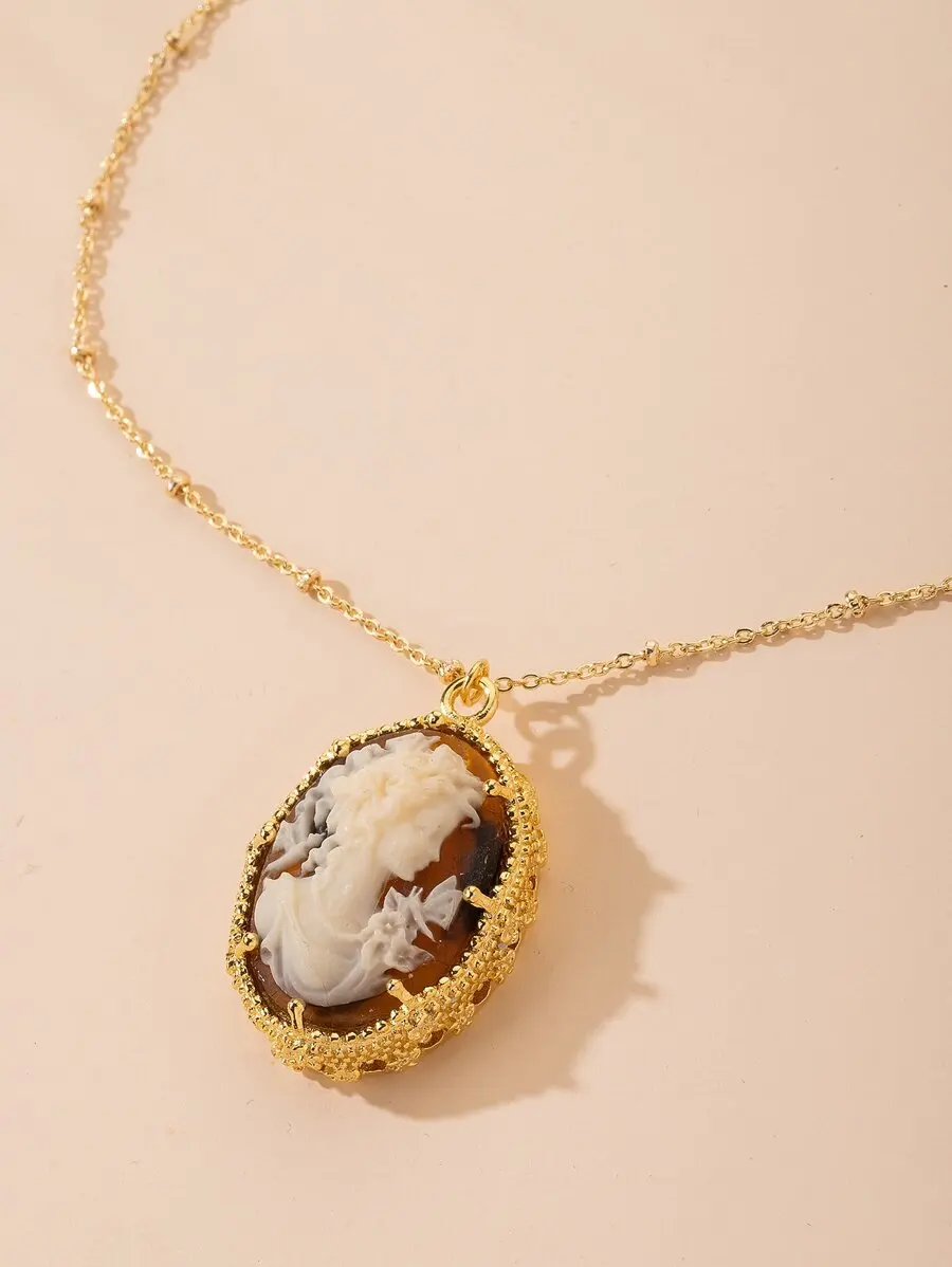 Vintage Relief Goddess Head Cameo Pendant Necklace For Women
Vintage Relief Goddess Head Cameo Pendant Necklace For Women